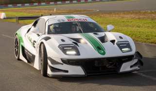 Bosch JS2 RH2 hydrogen race car – front