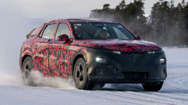Alfa Romeo Stelvio prototype front