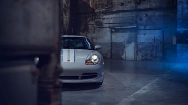 Porsche 911 Classic Club Coupe – nose