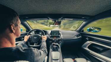 Aston Martin Valour – interior