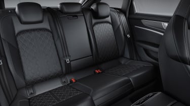 Audi S6 Avant - rear seats