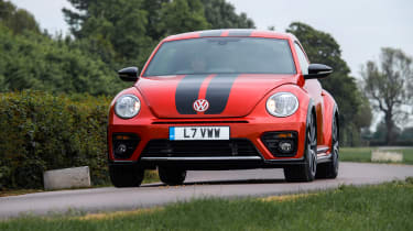 Volkswagen Beetle R-Line cornering front