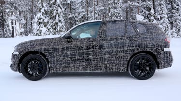 BMW X5 M spies – side