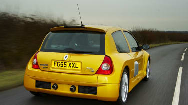 Renault Clio V6 255