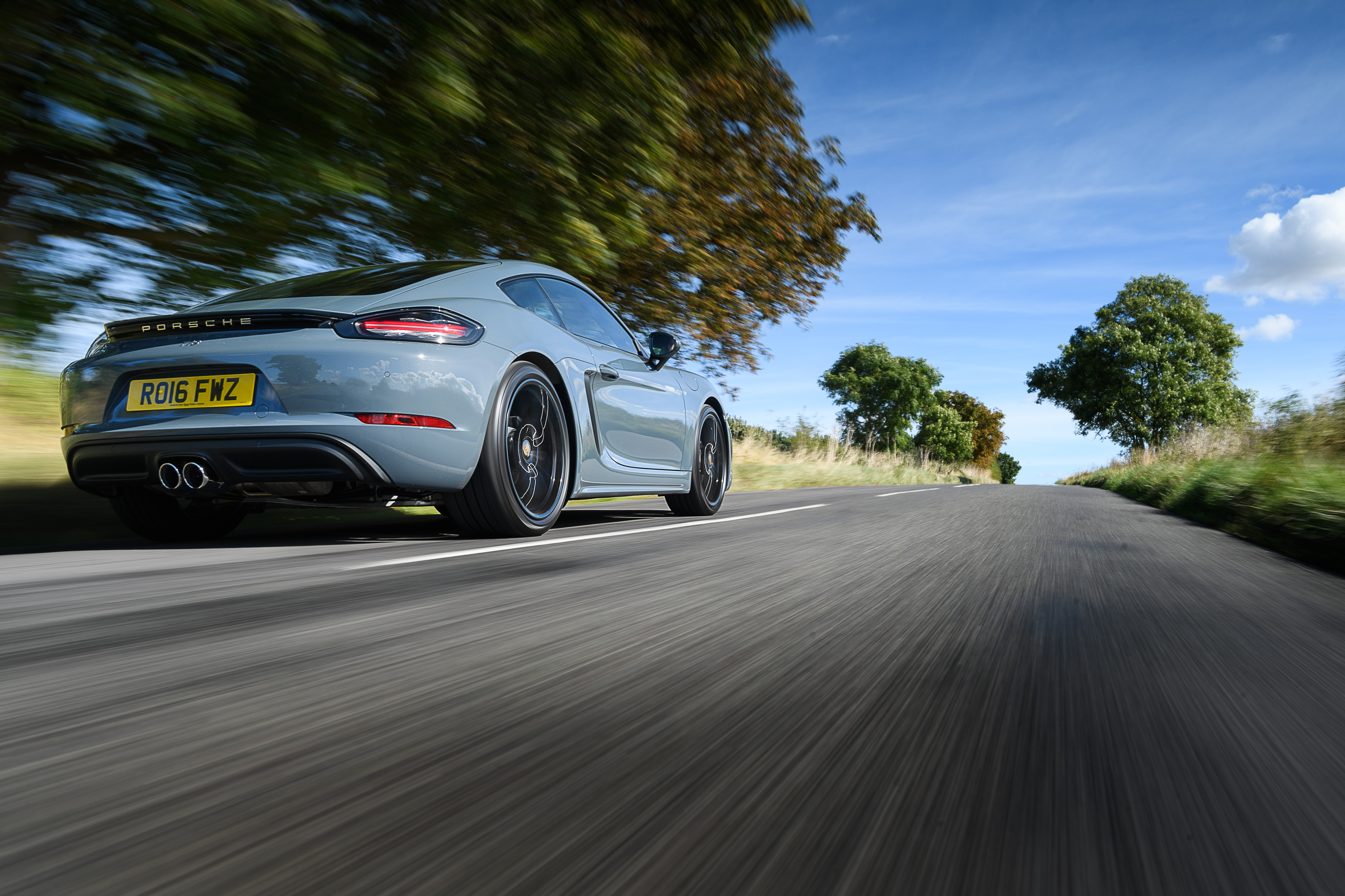 Porsche 718 Cayman and Cayman S - in pictures | evo