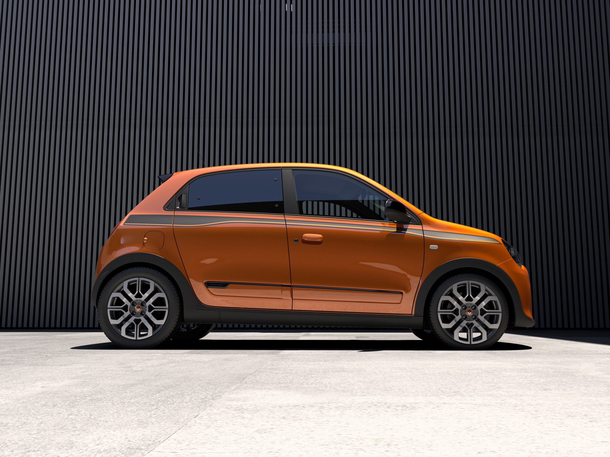 All-New Renault Twingo 3: Full Details and Specifications Revealed