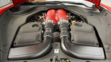Ferrari California engine