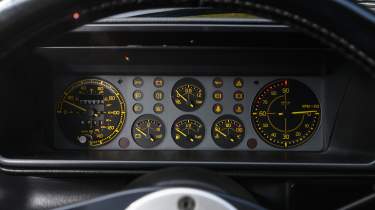 Lancia Delta Integrale interior