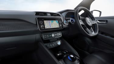 Nissan Leaf drive Japan - interior