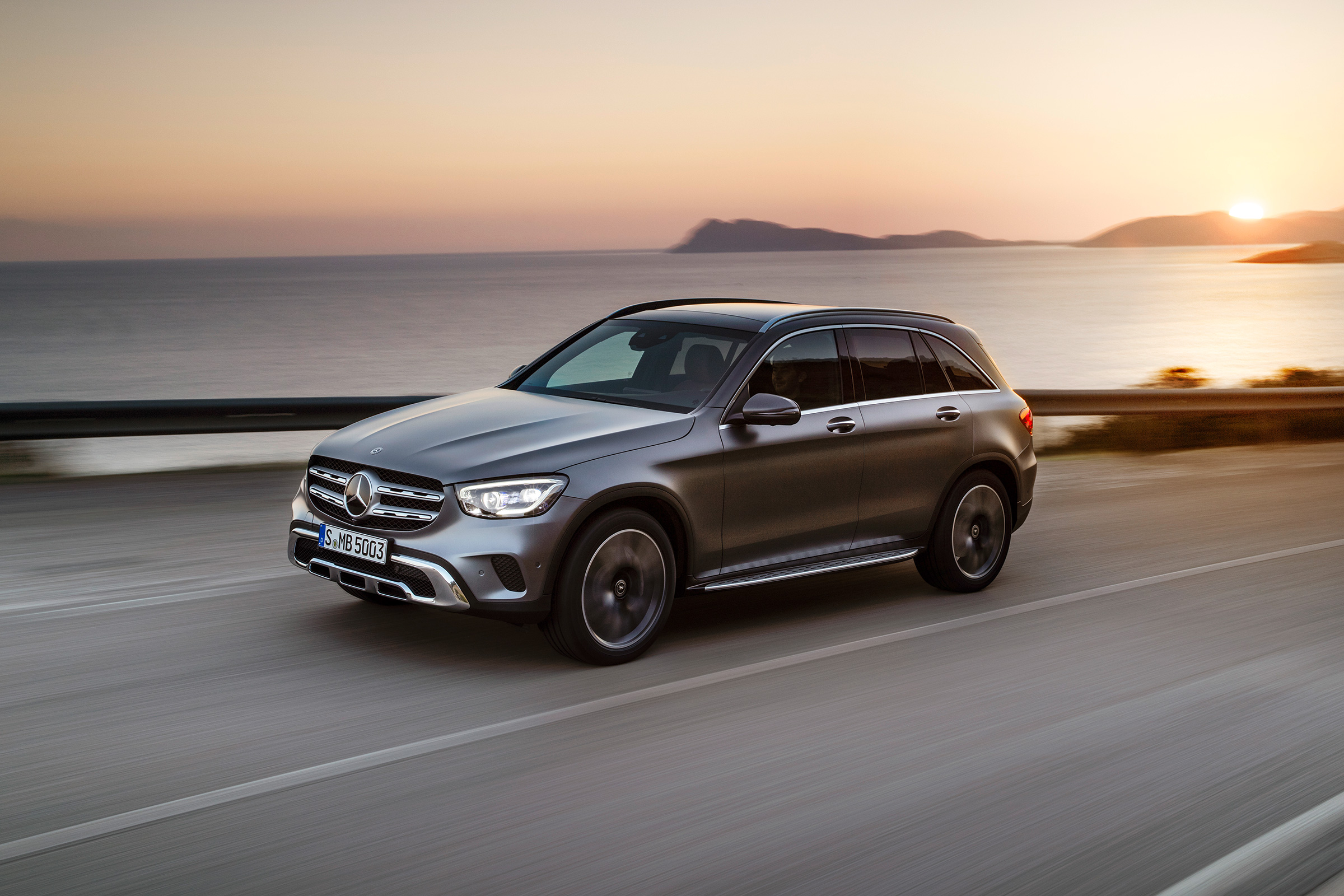 2019 Mercedes Benz Glc Ready To Rival Bmw X3 And Audi Q5 Evo