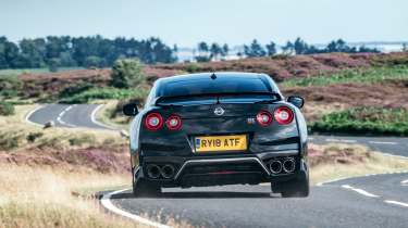 Nissan GT-R