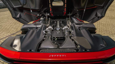 Ferrari SP3 Ionia – engine