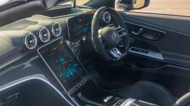 Mercedes-AMG CLE 53 Cabriolet – interior