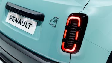 Renault 4 rear light