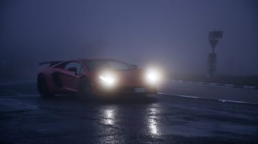 Lamborghini Aventador SV – front