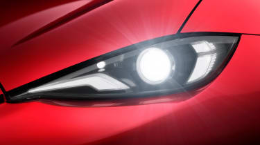 2024 Mazda MX-5 – headlights