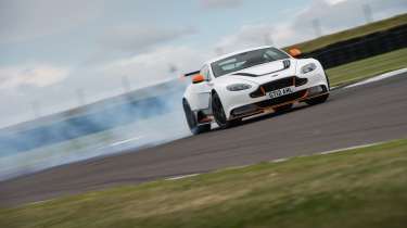 Aston Martin Vantage GT12