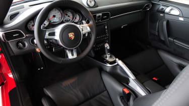 Porsche 911 Turbo S cabin