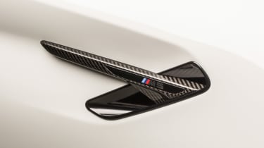 BMW M5 F90 - M Performance parts strake