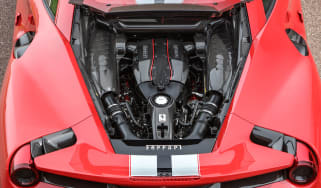 Ferrari 488 Pista – engine