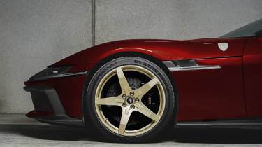 Ferrari 12 Cilindri Manuale