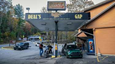 Mini JCW on the Tail of the Dragon