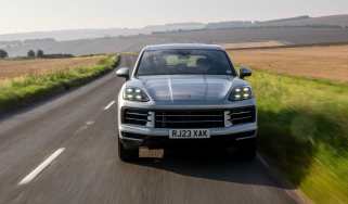 Porsche Cayenne – front