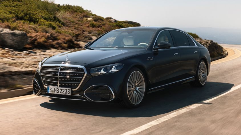 メルセデス・ベンツ Sクラス、2026年モデルでアップデート - 新型V8エンジン搭載