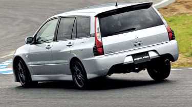 mitsubishi lancer evo wagon review evo