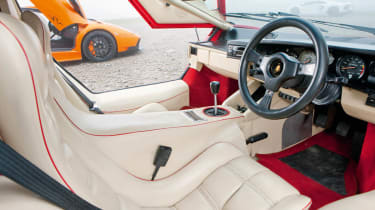 Lamborghini Countach QV
