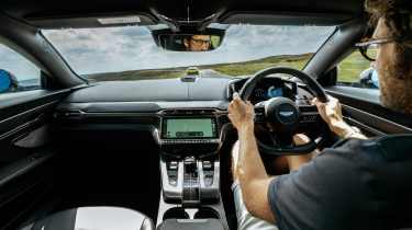 Aston Martin Vanquish interior