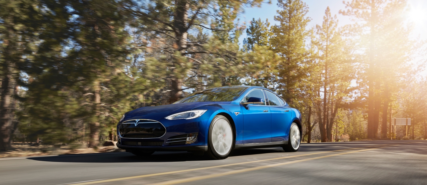 Tesla Model S Review Prices Specs And 0 60 Time Evo