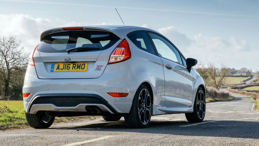 フォード旧車オーナー朗報！低価格OEM部品で愛車が長持ち