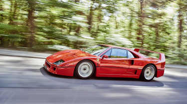 F40
