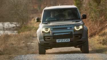 Land Rover Defender Octa front