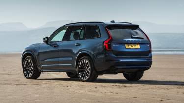 Volvo XC90  rear