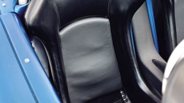 Renault Sport Spider Recaro seat