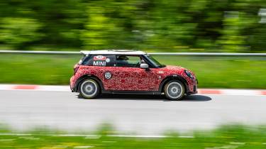 New Mini JCW race car – side