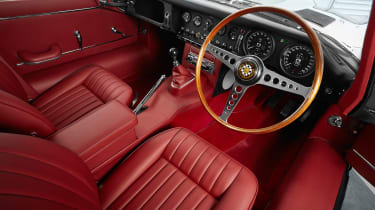 Jaguar E-Type classic interior