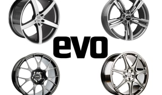 Aftermarket alloy wheel four-way
