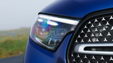2025 Mercedes-Benz GLC 