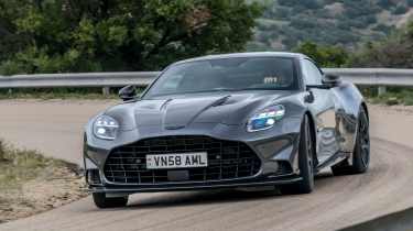 Aston Martin Vanquish – front