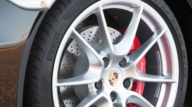 991 Porsche 911 Carrera S alloy wheel