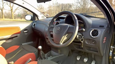 Citroën C2 HDi VTS interior