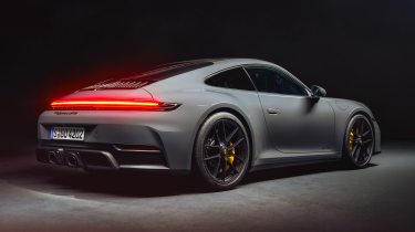 Porsche 911 (992.2) – rear