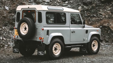 Land Rover Defender Islay Edition – rear