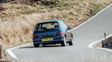 Renault Clio 16V – rear
