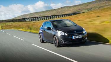 eCoty Peugeot 208 GTI by PS - front