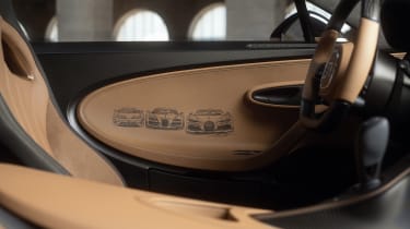 Bugatti Chiron Golden Era – door panel