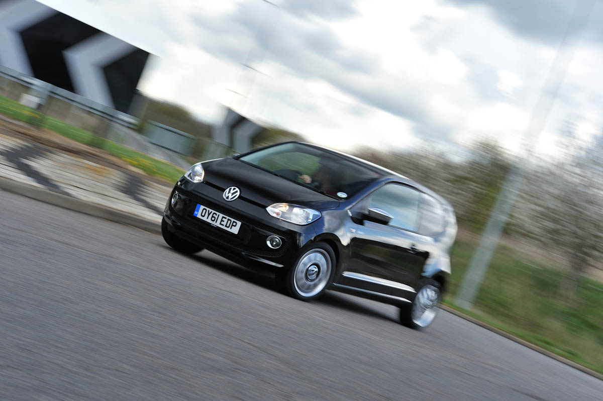 Volkswagen Up Black review and pictures